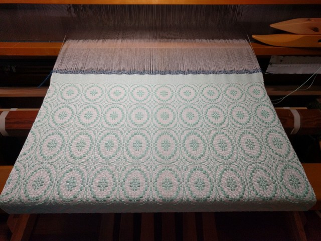 weaving napkins with an overshot pattern